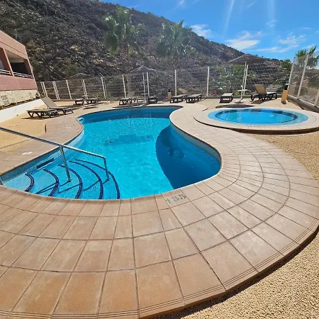 شقة Luxury Sunset 408 Heated Pool With Air Condition And Sea Views أذيخي